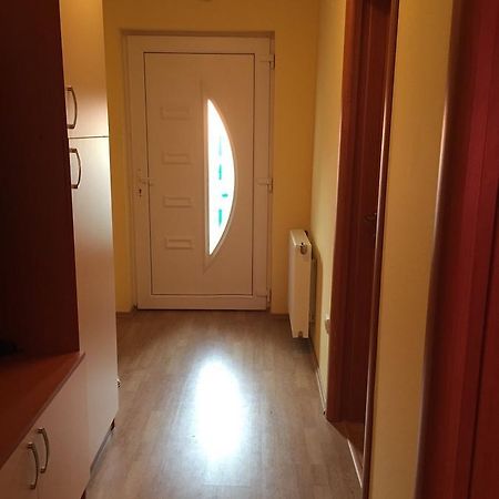 Apartmani Malina 3 Bijeljina Ngoại thất bức ảnh